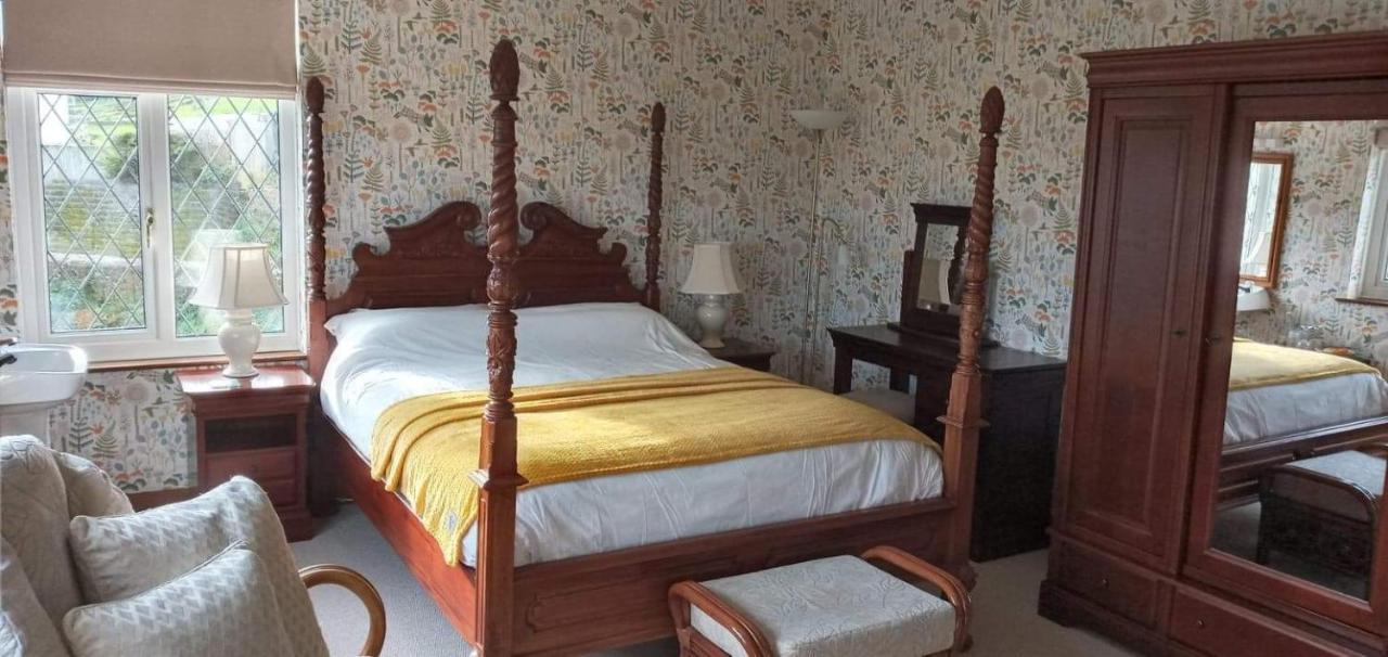 Wychwood House Bed & Breakfast Penally Room photo